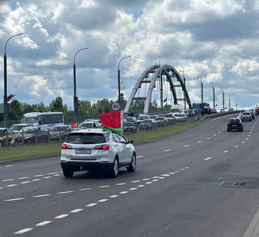 Автопробег «Путь Независимости» прошел по дорогам Бреста