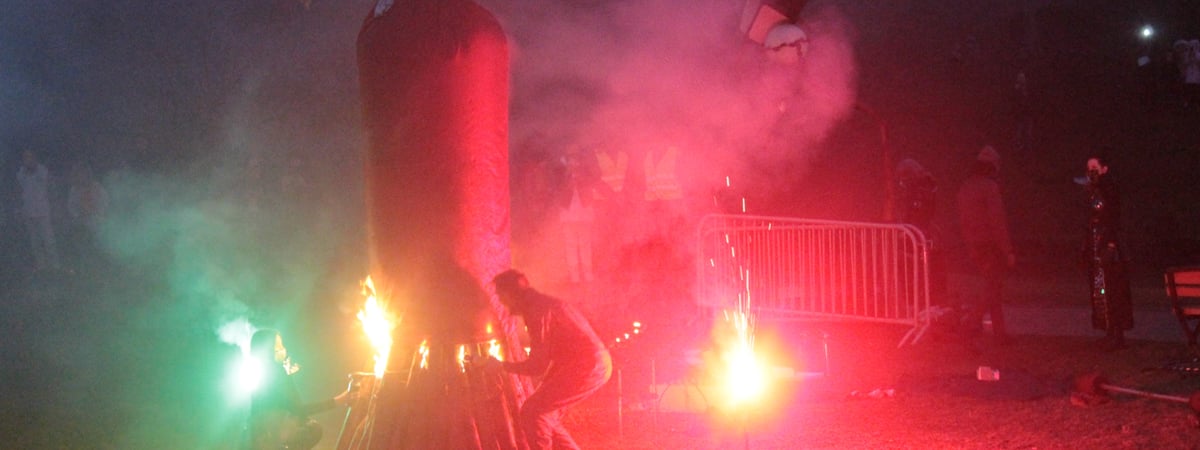 Масленица в Гродно завершилась фаер-шоу и сжиганием чучела