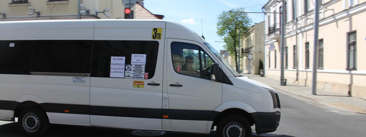 В Беларуси планируют ввести оплату картами в городских маршрутках