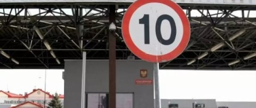 В Польше выявили фирму, поставлявшую люксовые автомобили в Россию через Беларусь