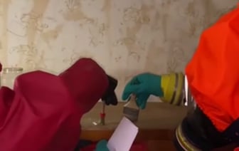 Сотрудники МЧС собирали разлитую ртуть в квартире в Несвиже