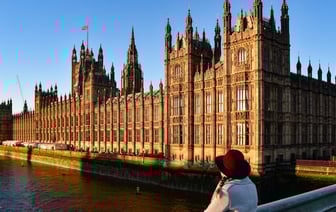 В Беларуси еще на полгода продлили лицензирование вывоза отходов стекла