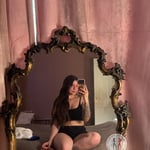 Foto de Angeldiniz 28 anos Marrom de Naples - Euro Escorts