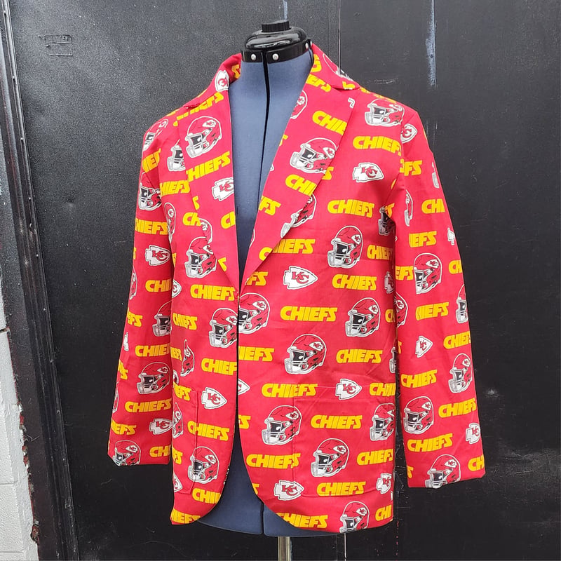 Tuxedo Jacket · Hemming