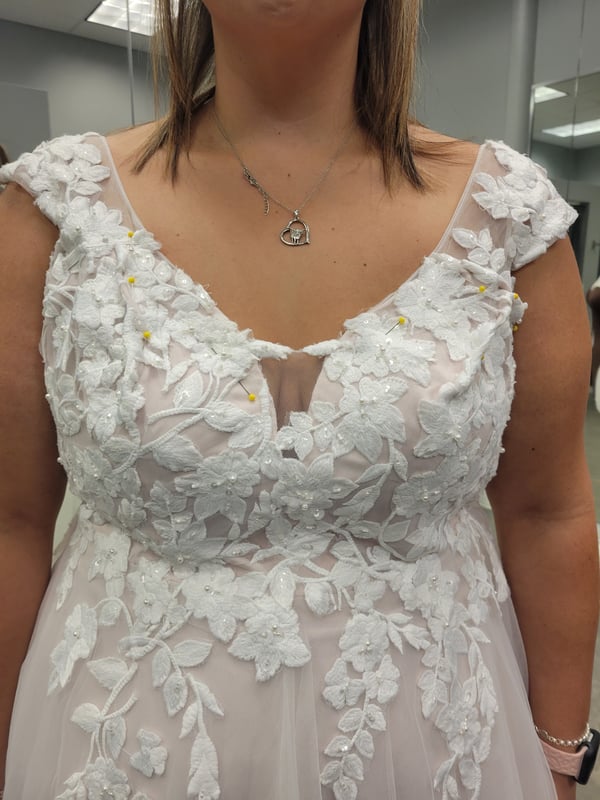 Wedding Dress · Hemming