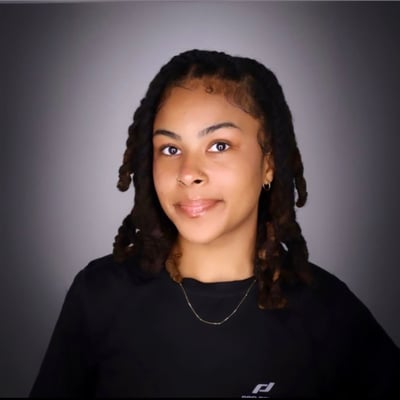 Ravyn K.