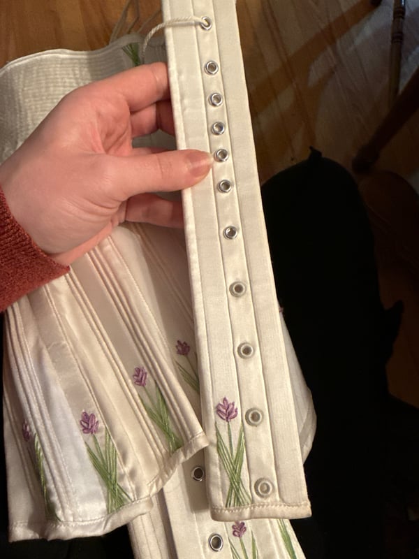 Wedding Dress · Tapering / Taking In