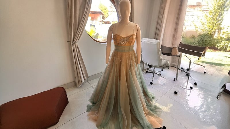 Wedding Dress · Hemming