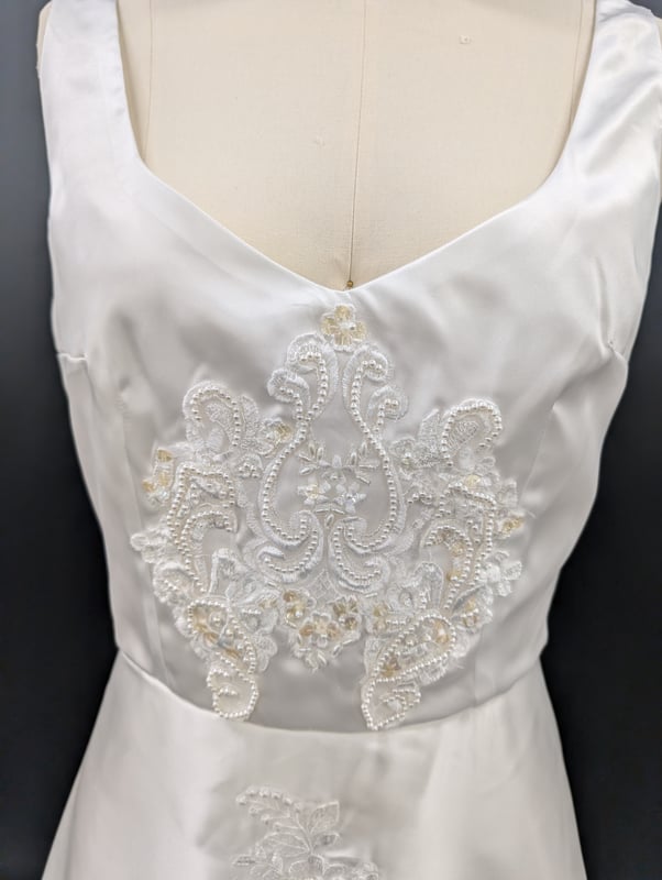Wedding Dress · Hemming