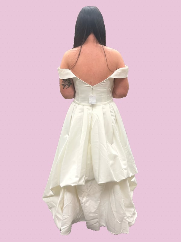 Wedding Dress · Hemming
