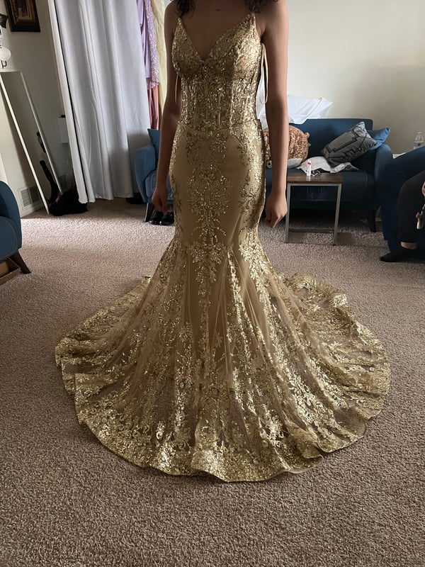 Wedding Dress · Hemming
