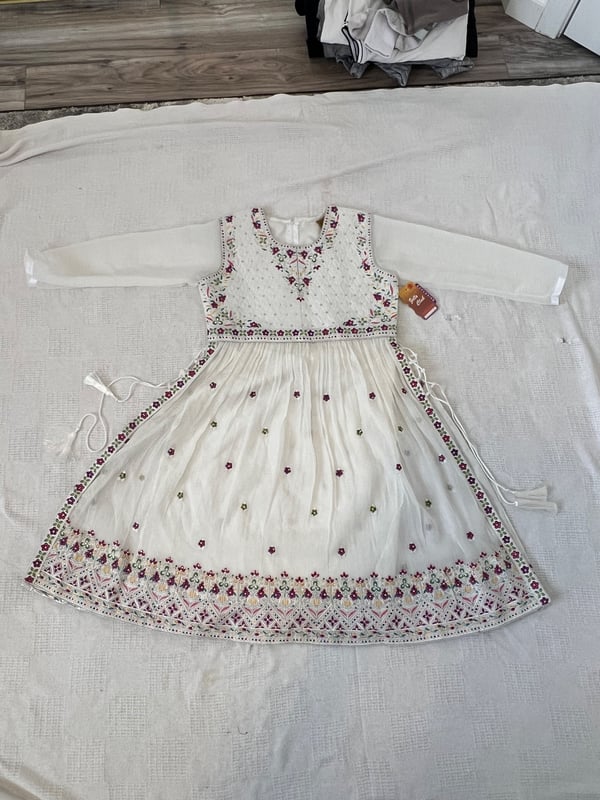 Wedding Dress · Hemming