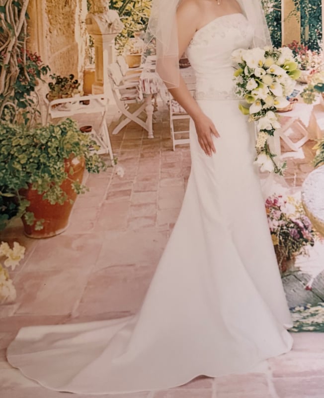 Wedding Dress · Hemming