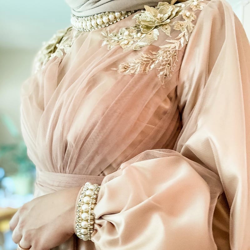 Evening Gown · Hemming