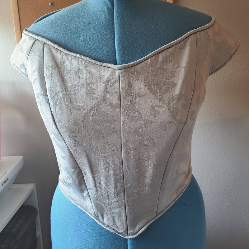 Wedding Dress · Tapering / Taking In