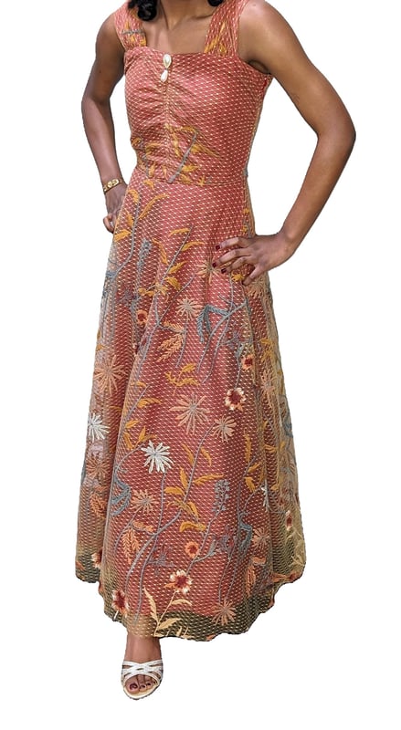 Bridesmaid Dress · Tapering / Taking In