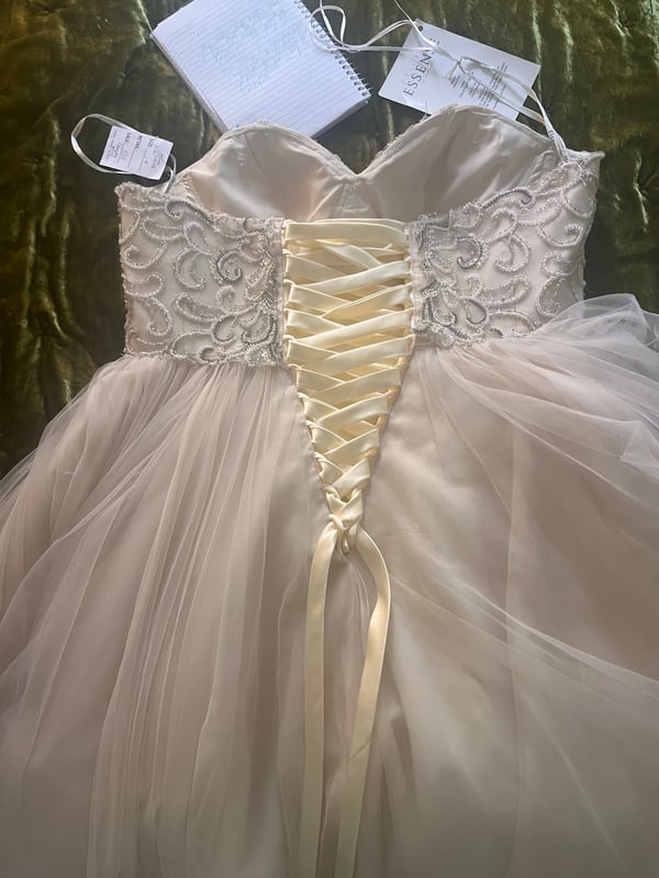 Wedding Dress · Hemming