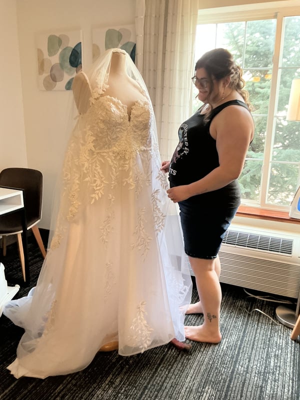 Wedding Dress · Hemming