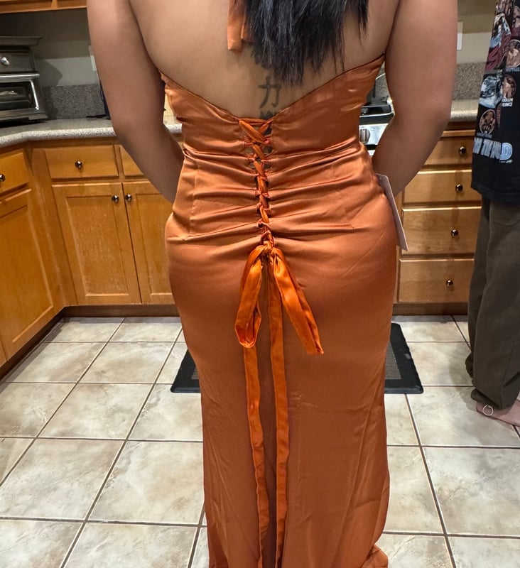 Wedding Dress · Hemming