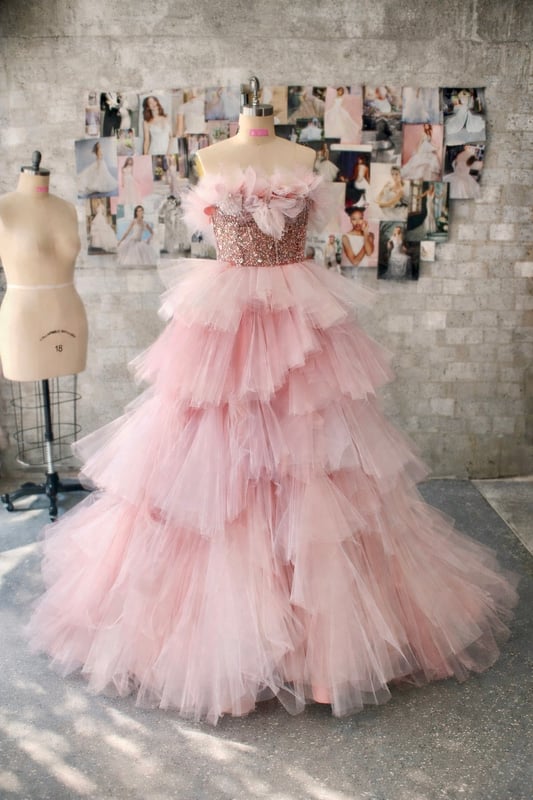 Wedding Dress · Hemming