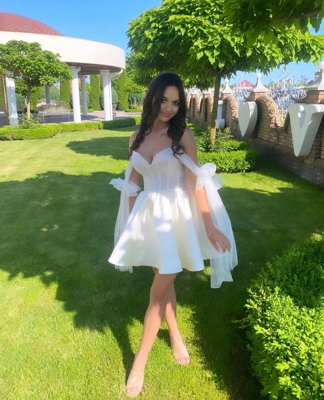 Wedding Dress · Hemming