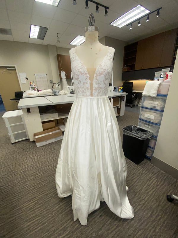 Wedding Dress · Hemming