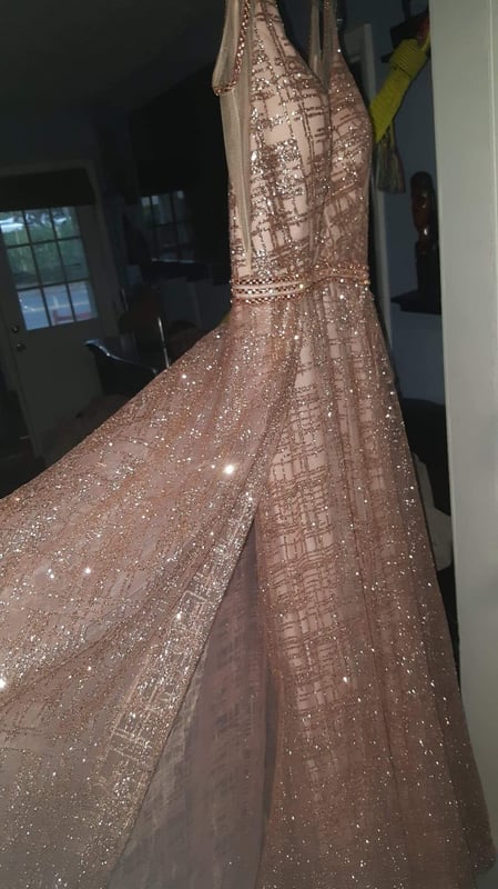 Wedding Dress · Hemming