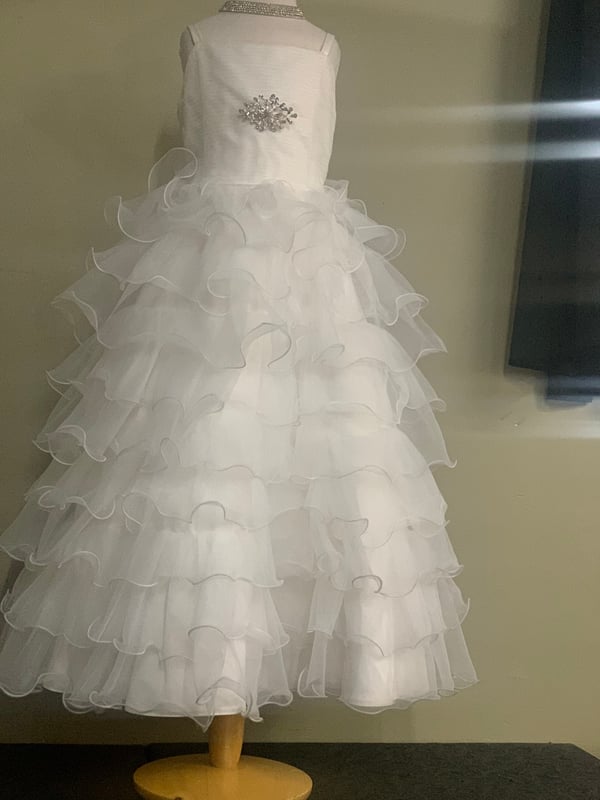 Wedding Dress · Hemming
