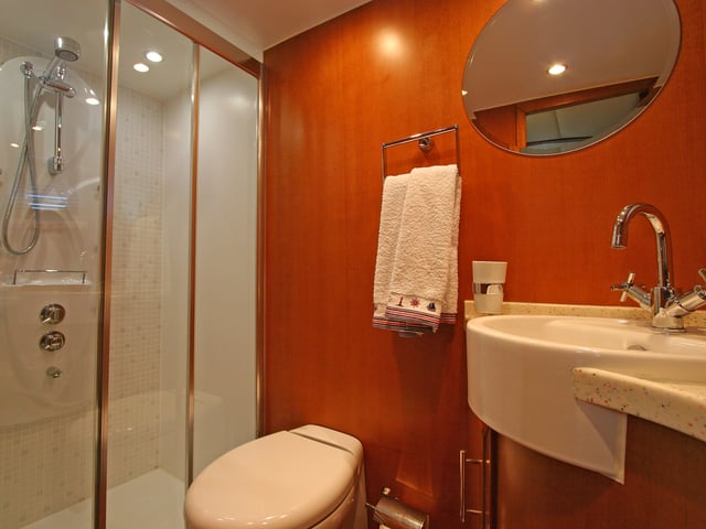 TANGO CHARLIE   32