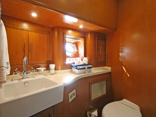 TANGO CHARLIE   42
