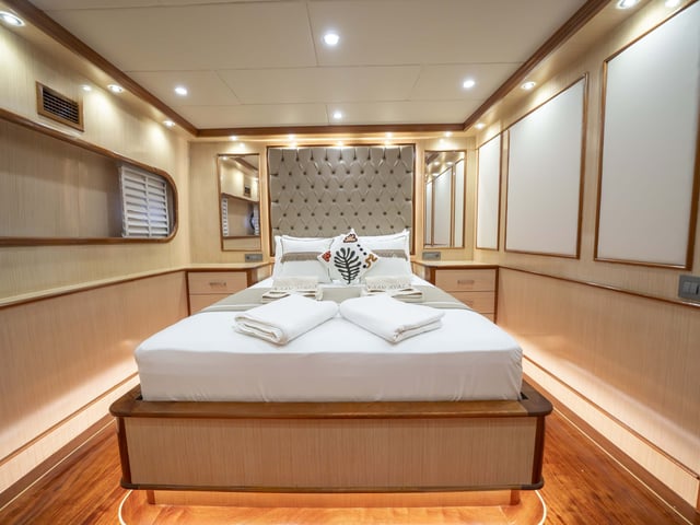 Kaan Ayaz Luxury Gulet Charter (83)