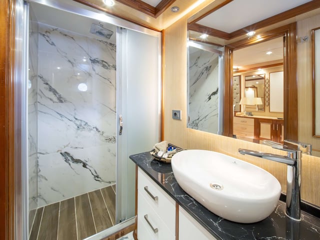 Kaan Ayaz Luxury Gulet Charter (33)