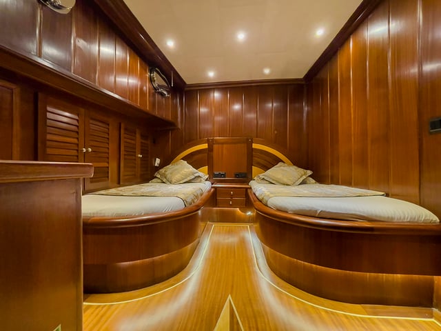 26 Diva Deniz Twin Cabin 1