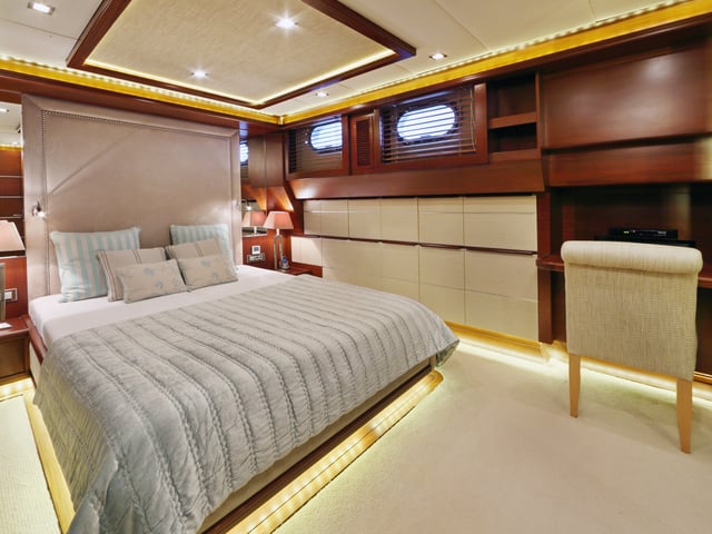 d G8A9822xx