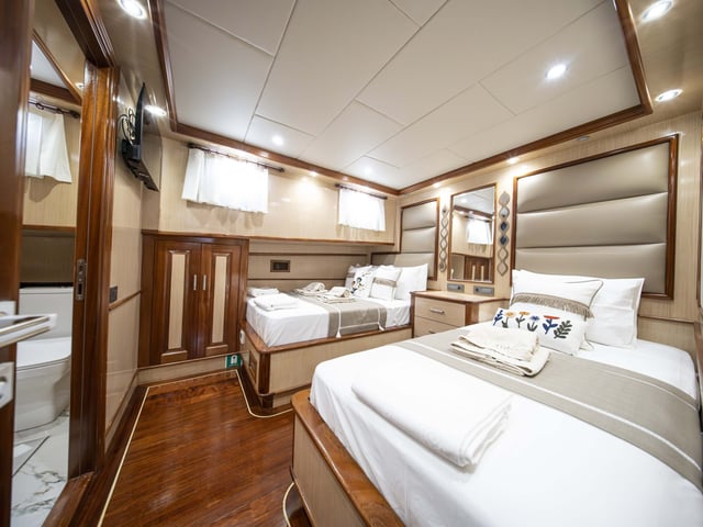 Kaan Ayaz Luxury Gulet Charter (41)