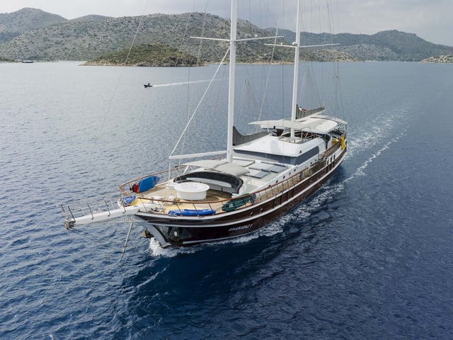 Kaan Ayaz Luxury Gulet Charter (9)