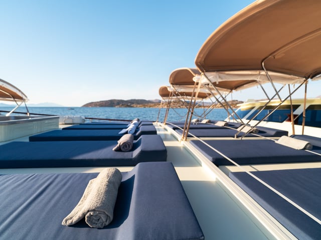 Always Smile yacht interior or exterior view