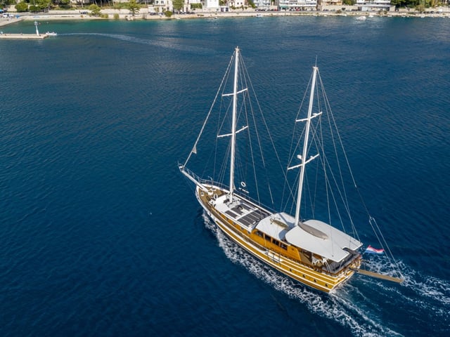 Andeo yacht