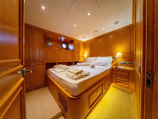 Babylon yacht interior or exterior view