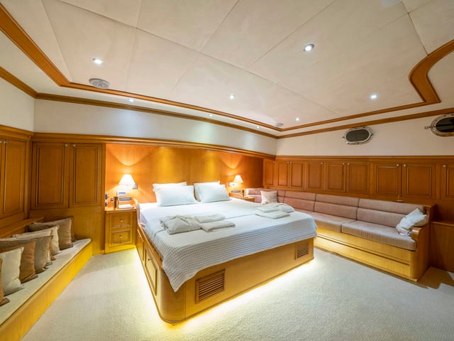 Babylon yacht interior or exterior view