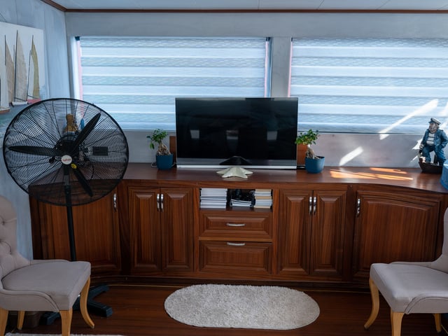 Bella Mare yacht interior or exterior view