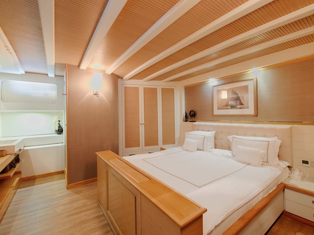 Cobra King yacht interior or exterior view