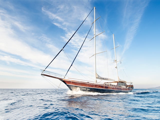Cobra King yacht