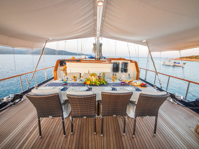 Dea Del Mare yacht interior or exterior view