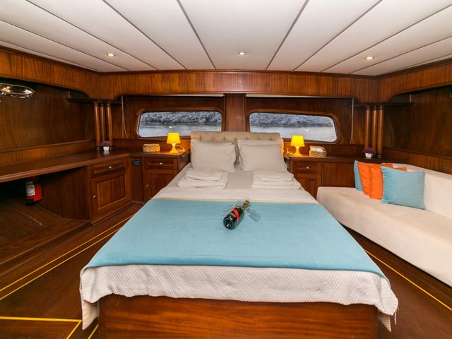Dea Del Mare yacht interior or exterior view