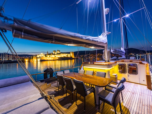 Dea Del Mare yacht interior or exterior view