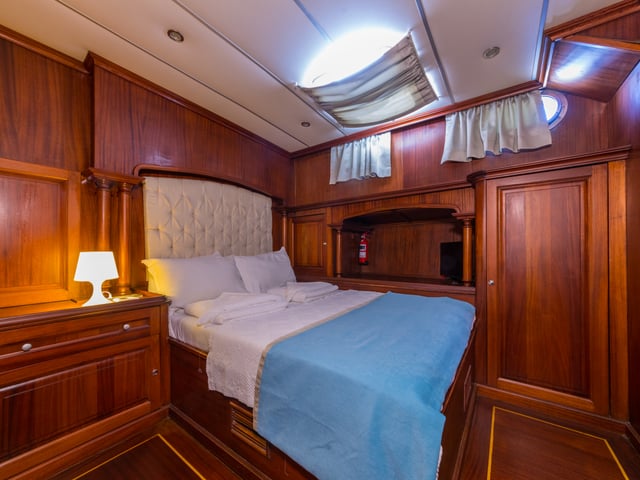 Dea Del Mare yacht interior or exterior view