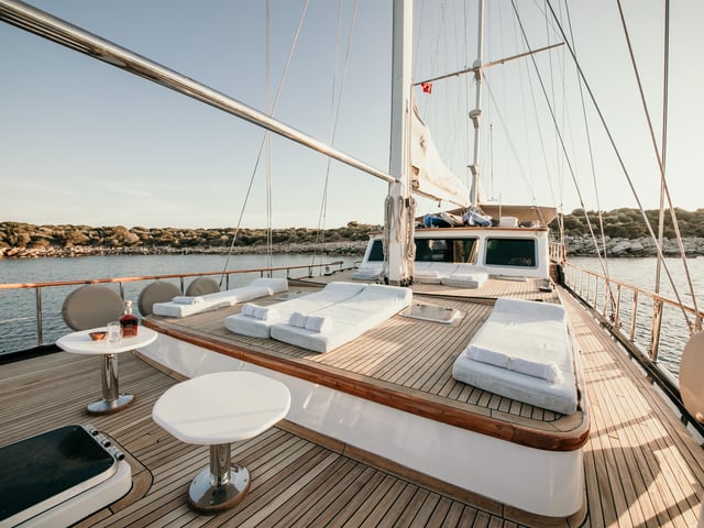 Dea Del Mare yacht interior or exterior view