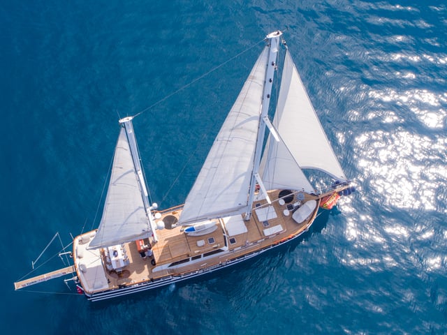 Dea Del Mare yacht