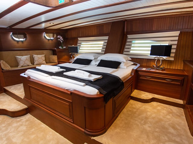 Dolce Vita yacht interior or exterior view